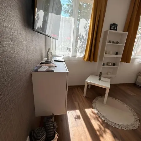 Apartment R59 With Free Parking
