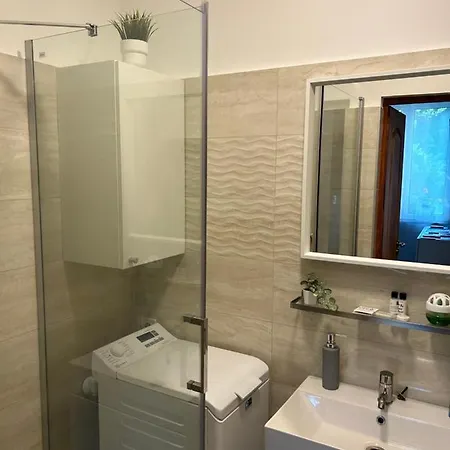 R59 With Free Parking Апартаменты