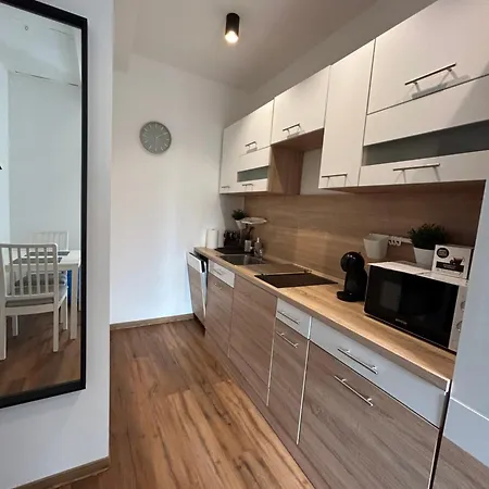 R59 With Free Parking